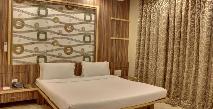 The Royal Melange Beacon Hotel